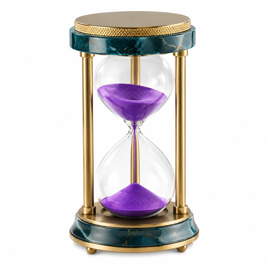 Sablier décoratif en métal doré avec sable violet